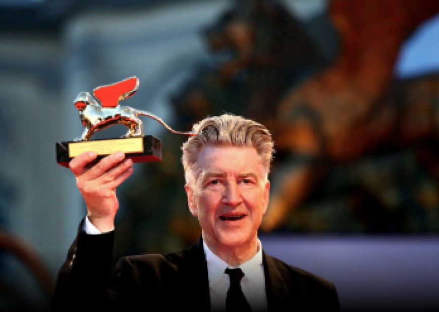 Addio a David Lynch, il regista che rivoluzionò il cinema e la televisione